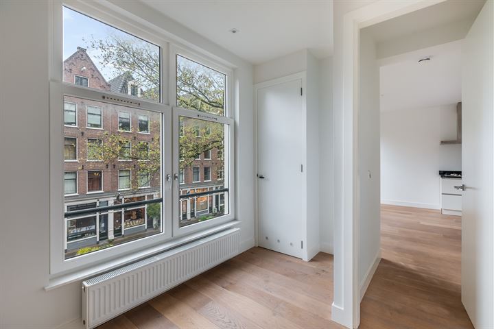 View photo 9 of Czaar Peterstraat 138-2