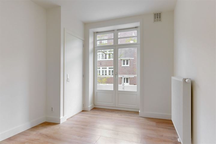 Bekijk foto 9 van Berkelstraat 8-2