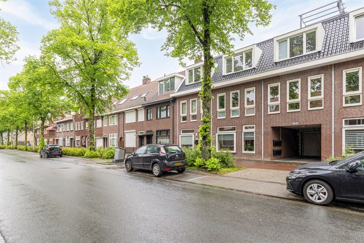 Bekijk foto 3 van Zeelsterstraat 50-J