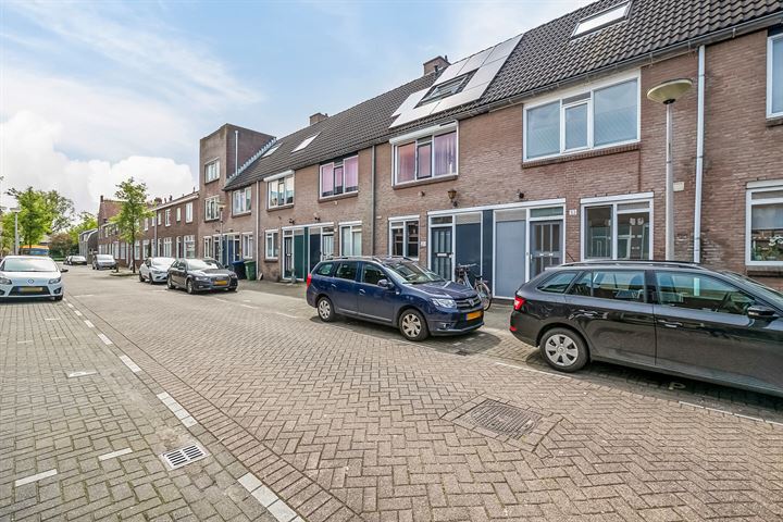 Bekijk foto 28 van P.C. Bothstraat 33