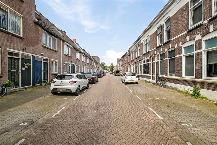 Bekijk foto 29 van P.C. Bothstraat 33