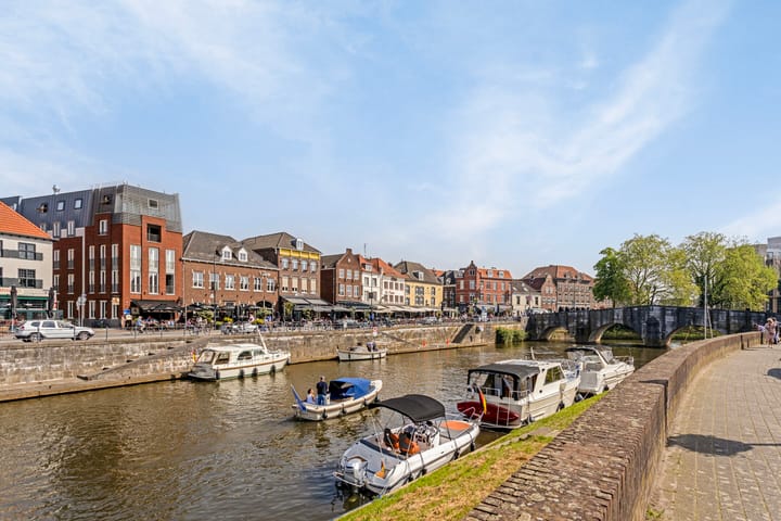 Foto 2 van Vismarkt 13