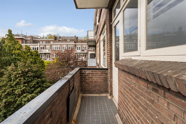 Bekijk foto 6 van Bisschopstraat 30-A