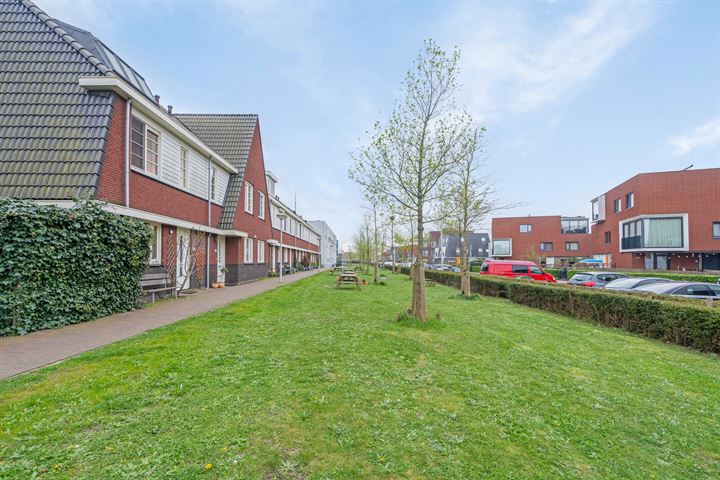 Bekijk foto 30 van Boomgaardlaan 128