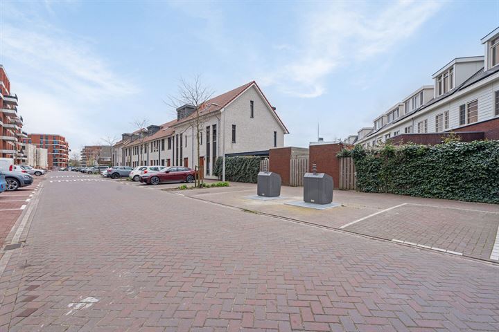 Bekijk foto 41 van Boomgaardlaan 128