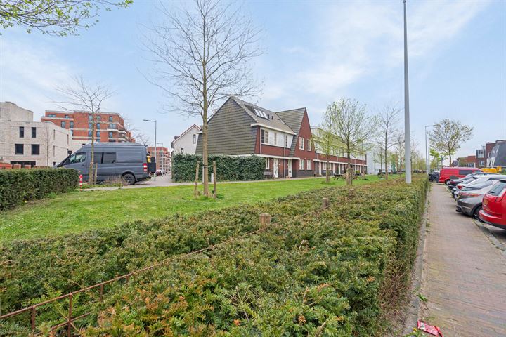 View photo 43 of Boomgaardlaan 128