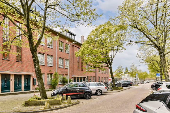 Bekijk foto 27 van Jan den Haenstraat 31-2