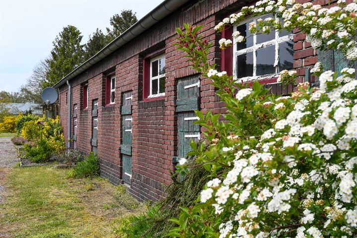 Bekijk foto 42 van Maasbreeseweg 112