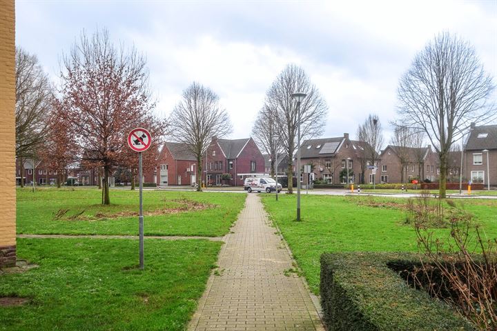 Bekijk foto 34 van Zwaluwstraat 113