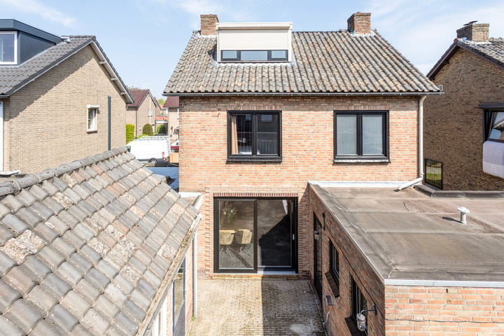 Bekijk foto 30 van Schadewijkstraat 33