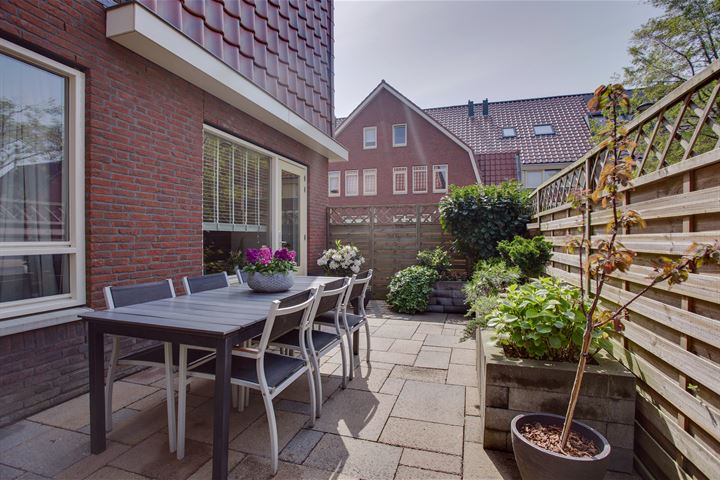 Bekijk foto 3 van Tieratesstraat 1