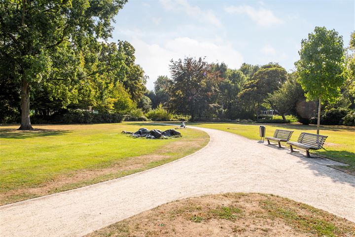 Bekijk foto 20 van Rubensplein 16-B1