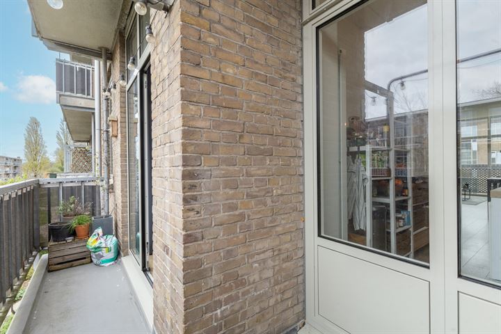 View photo 23 of Louise de Colignystraat 50-2