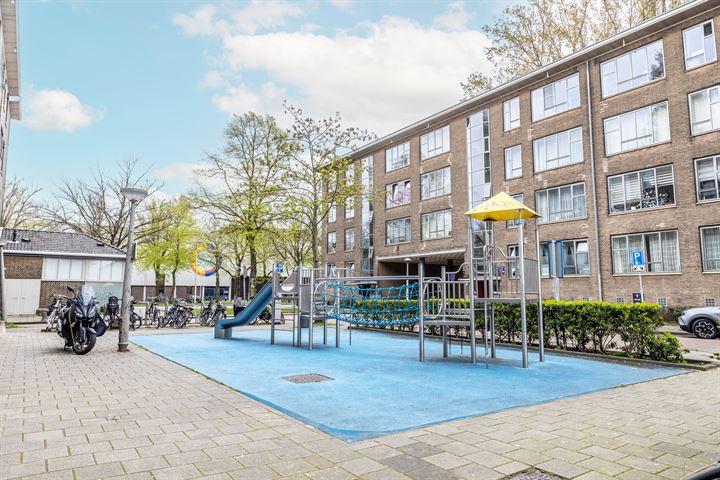 View photo 25 of Louise de Colignystraat 50-2