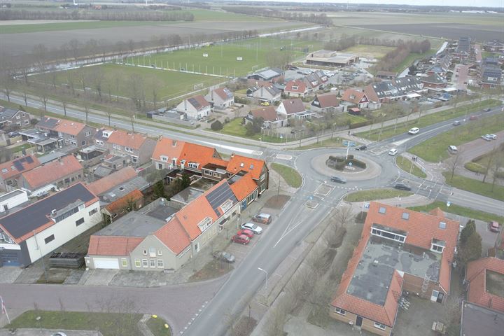 Bekijk foto 4 van Prins Bernhardweg 2