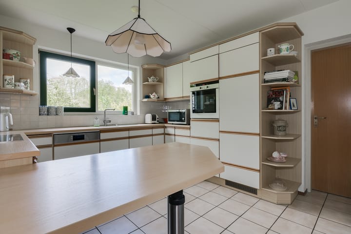 Foto 14 van Corleseweg 10-A