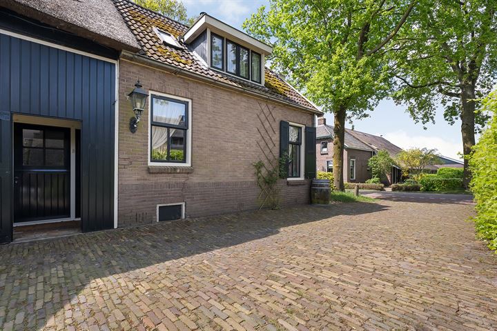 Bekijk foto 52 van Veneweg 11