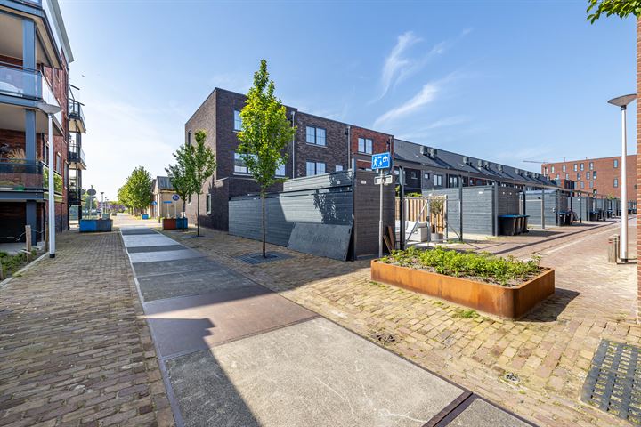 Bekijk foto 30 van Doedes Breuning ten Catestraat 96