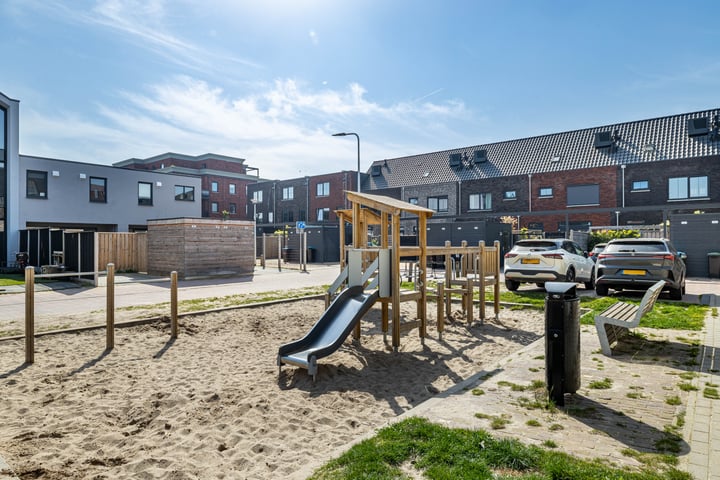 Bekijk foto 32 van Doedes Breuning ten Catestraat 96