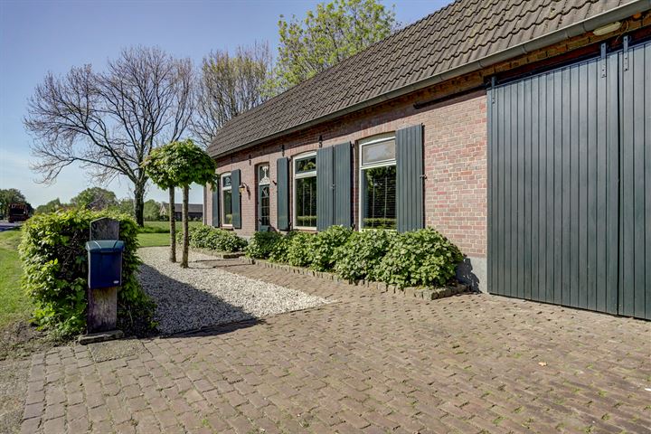 Bekijk foto 105 van Roggelsedijk 2