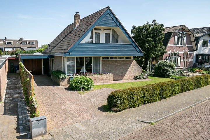 View photo 33 of Gazellestraat 26