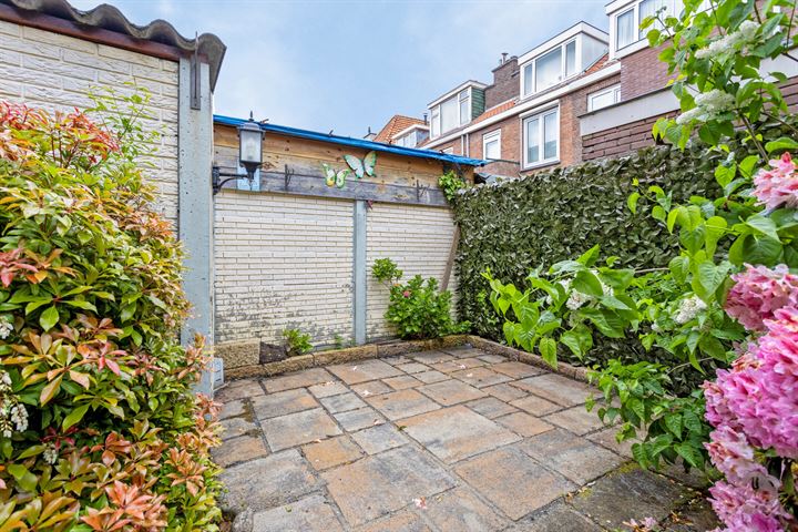 View photo 17 of Oudemansstraat 304