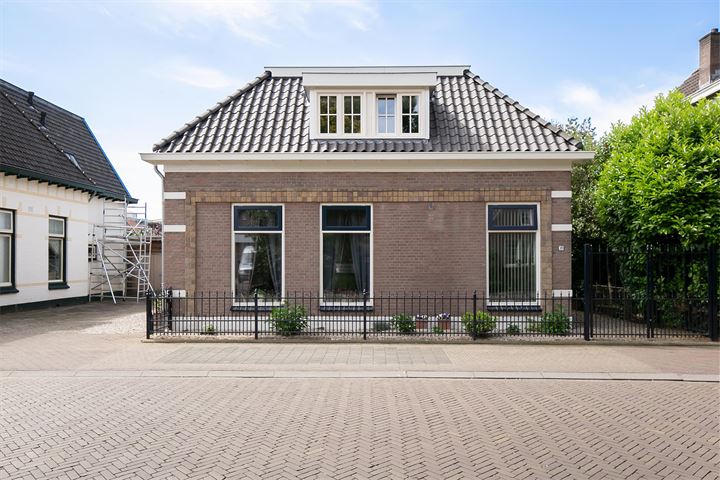 Bekijk foto 4 van Ir Sassenstraat 19