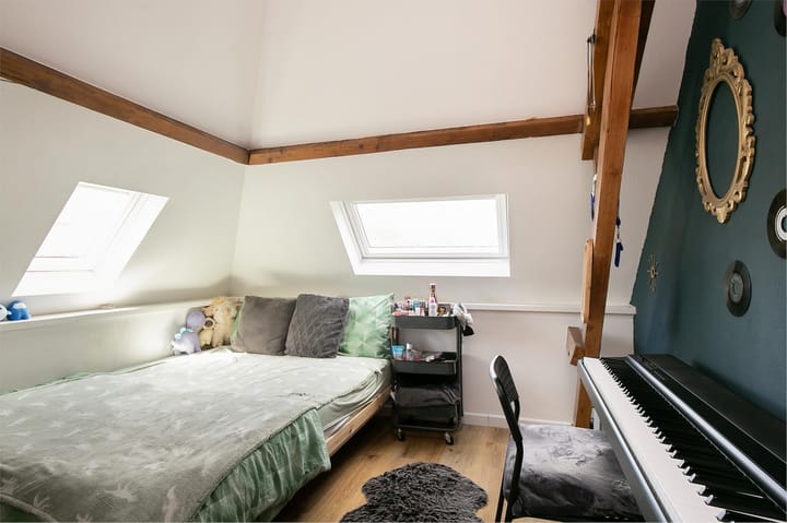 Photo 34 of Ir Sassenstraat 19