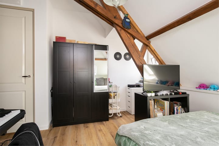 Photo 35 of Ir Sassenstraat 19