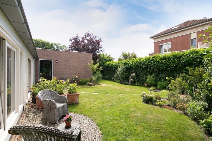 Photo 44 of Ir Sassenstraat 19