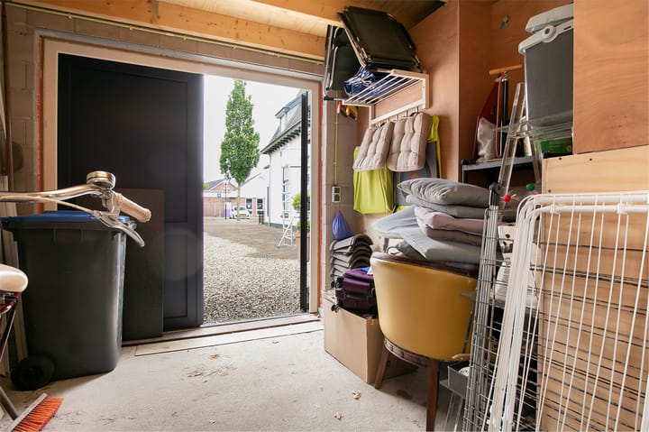 Photo 60 of Ir Sassenstraat 19