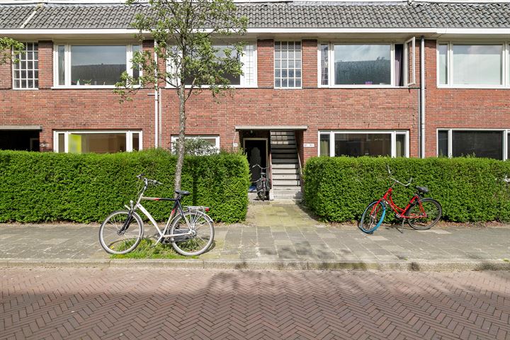 View photo 2 of IJsselstraat 51-B