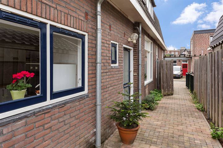 Bekijk foto 3 van Rijnsestraat 18