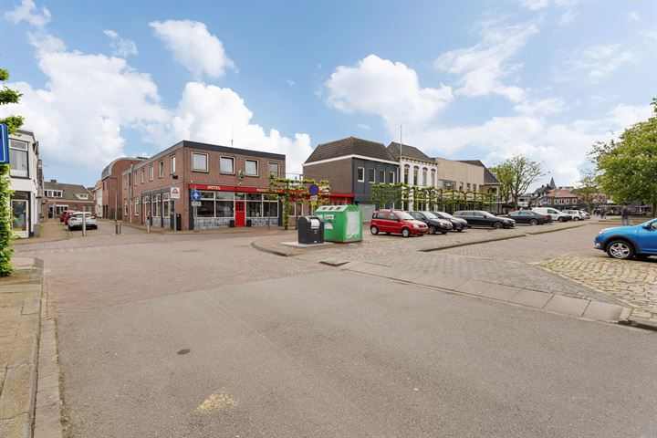 Bekijk foto 43 van Rijnsestraat 18