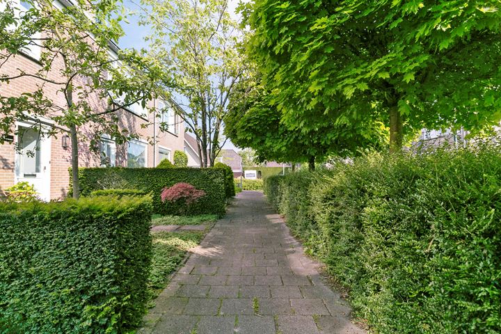 Bekijk foto 37 van Ganzerikstraat 8