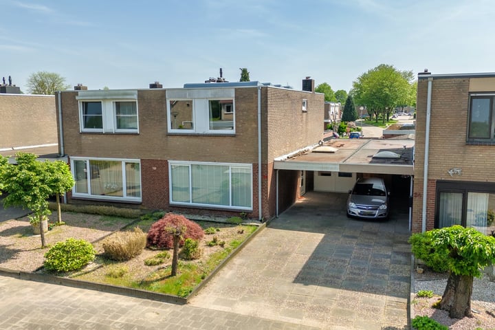 Bekijk foto 1 van Sanshofstraat 26