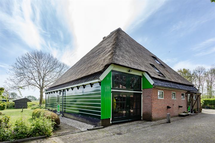 Bekijk foto 3 van Westfriesedijk 3