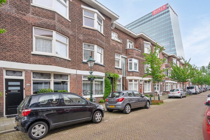 Bekijk foto 32 van Van den Boschstraat 226