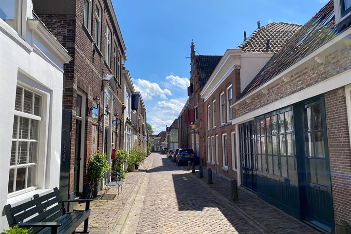 Bekijk foto 38 van Middenstraat 69