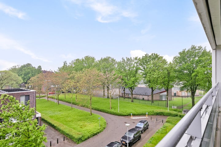 Bekijk foto 35 van Ringbaan-Zuid 214