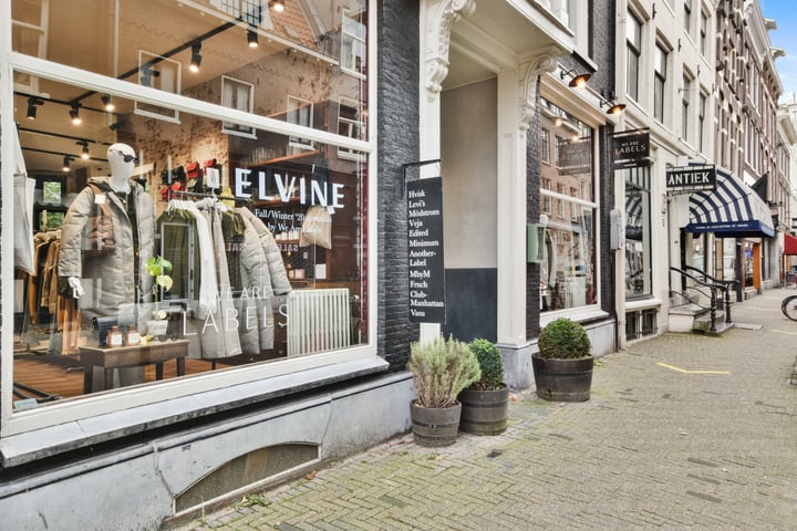 Bekijk foto 35 van Nieuwe Spiegelstraat 26