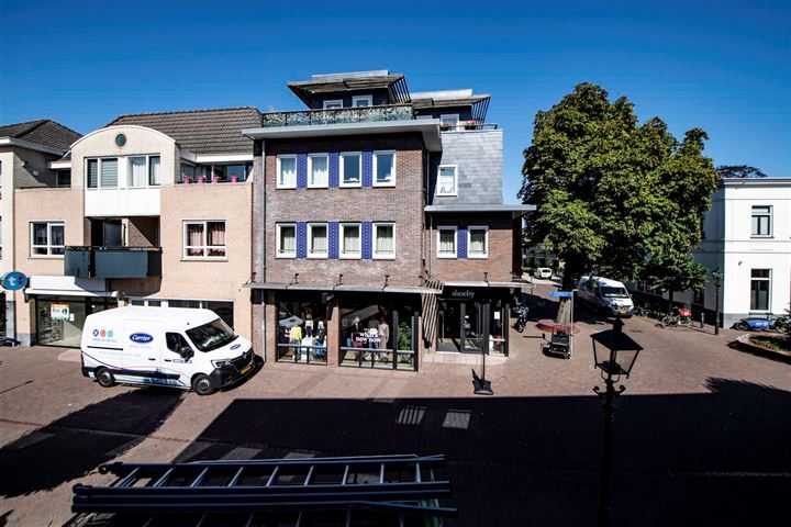 Bekijk foto 10 van Laanstraat 63-A