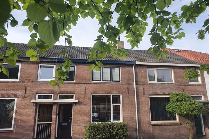 View photo 1 of Baarsstraat 4