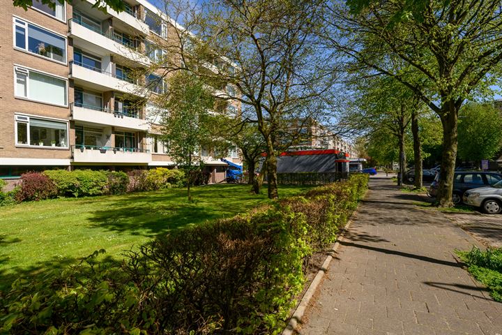 Bekijk foto 4 van Burgemeester Caan van Necklaan 418