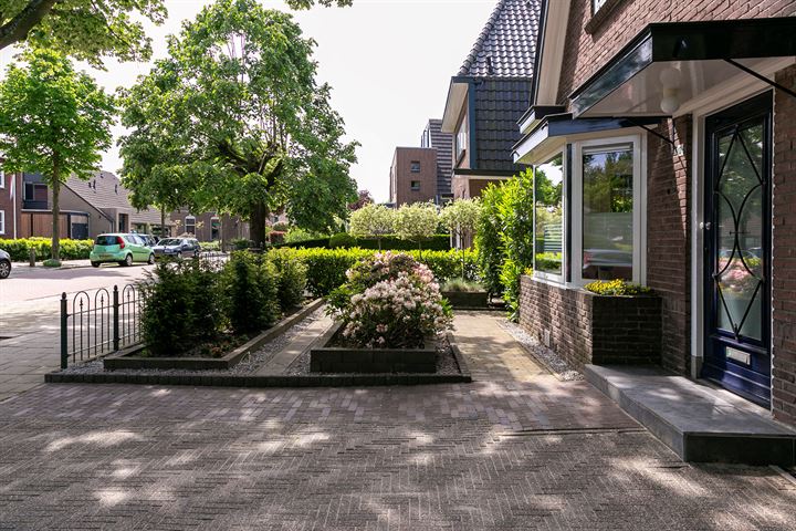 View photo 2 of Dorpsstraat 10-E