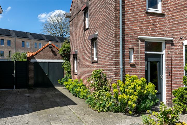 Bekijk foto 10 van Oranjeboomstraat 222