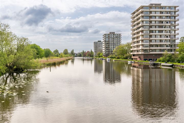 Bekijk foto 1 van Tooroplaan 84