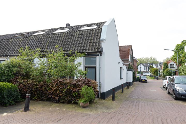 Bekijk foto 17 van 1e Nieuwstraat 45