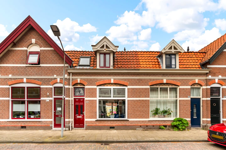 Bekijk foto 1 van Edisonstraat 18