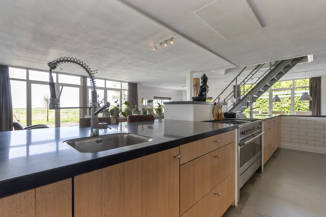 Foto 17 van Straatweg 31